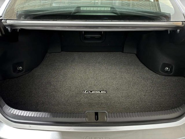 2025 Lexus ES 350 - Photo 27