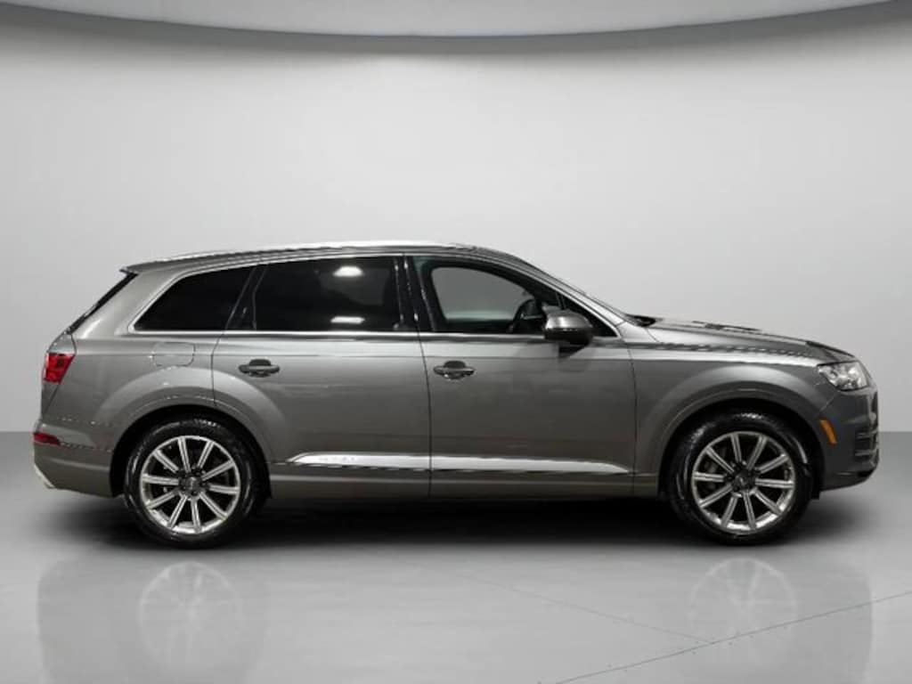 Used 2017 Audi Q7 3.0T Premium Plus Quattro SUV