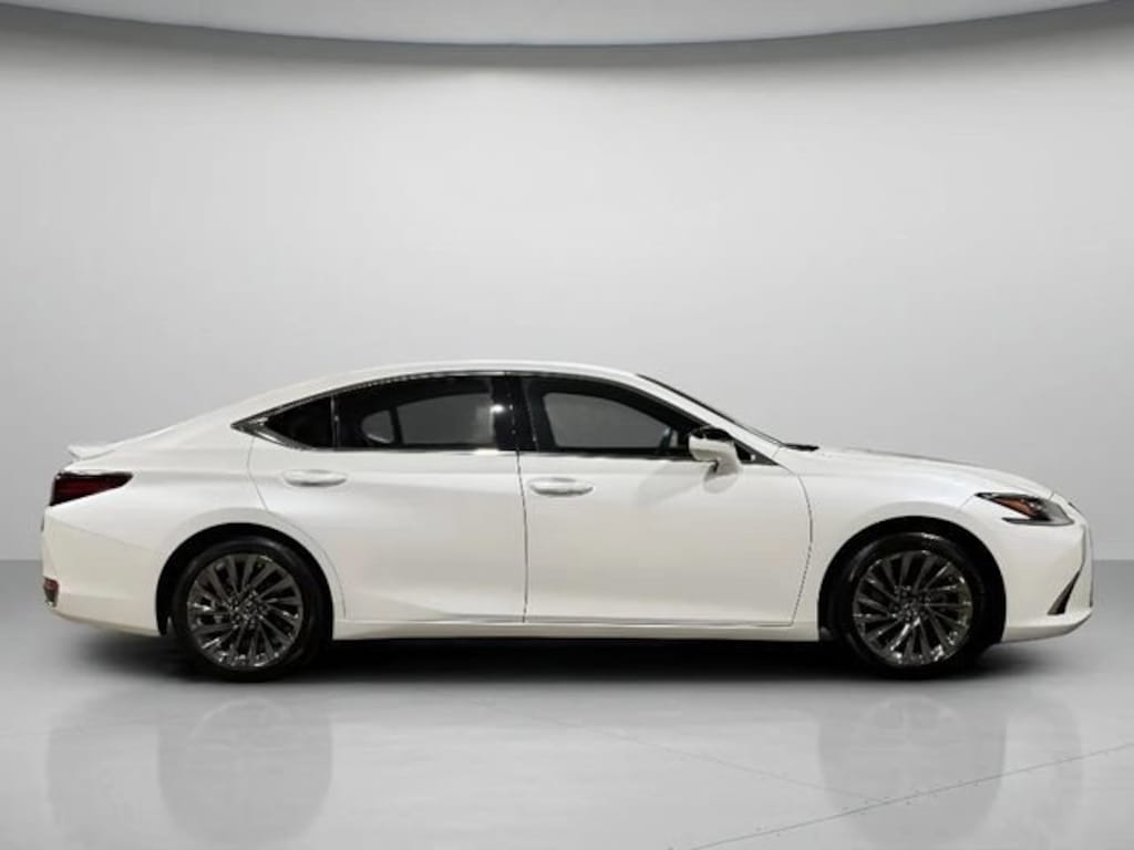 Used 2025 Lexus ES 300h Ultra Luxury Sedan