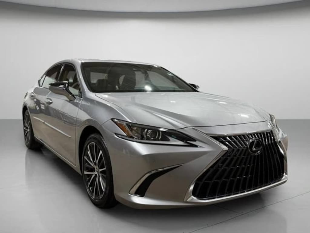 Used 2025 Lexus ES 350 Sedan