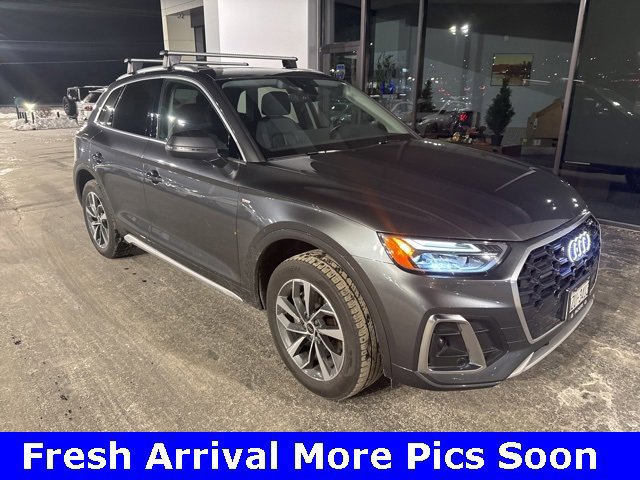 2023 Audi Q5 Premium Plus's photo