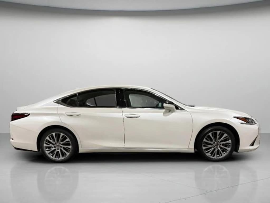 Used 2020 Lexus ES 350 Sedan