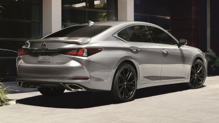 Lexus ES Luxury Sedan body