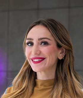 Staff member Taylor Anderson from ID_2b67794ac0e1