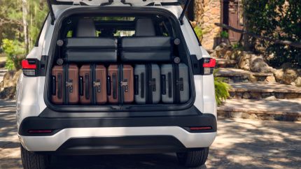 Lexus TX trunk space