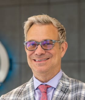 Staff member Andrew Ratner from ID_2b67794ac0e1