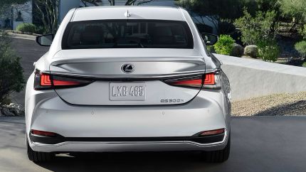 Lexus ES design