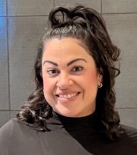 Staff member Carly McFadden from ID_2b67794ac0e1