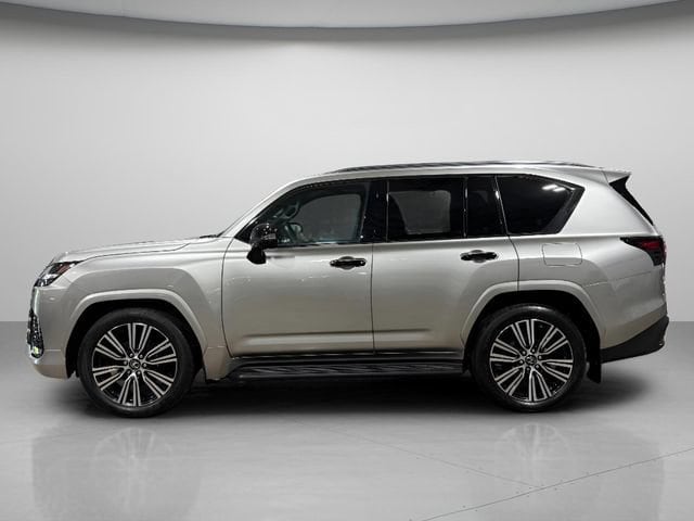 2024 Lexus LX Luxury - Photo 8
