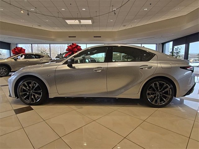 2025 Lexus IS 350 F SPORT AWD photo 4