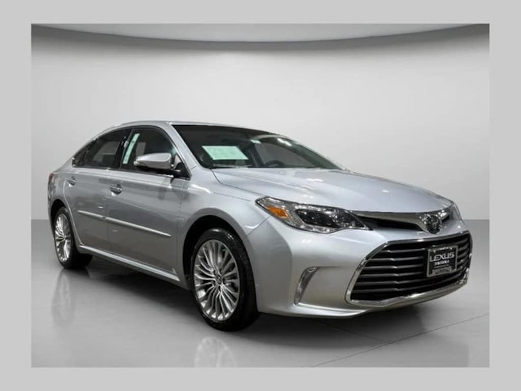 Used 2018 Toyota Avalon Limited Sedan