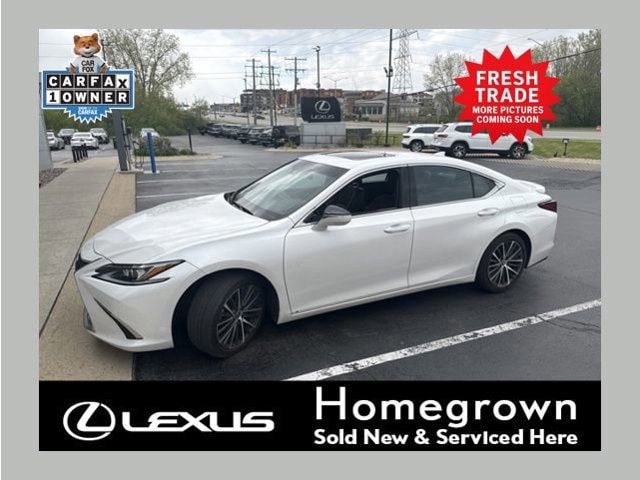 2023 Lexus ES 350 350's photo