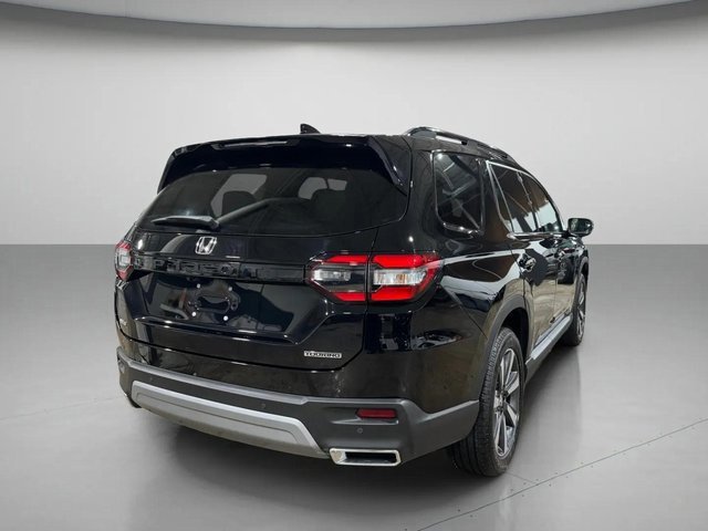 2025 Honda Pilot Touring photo 2