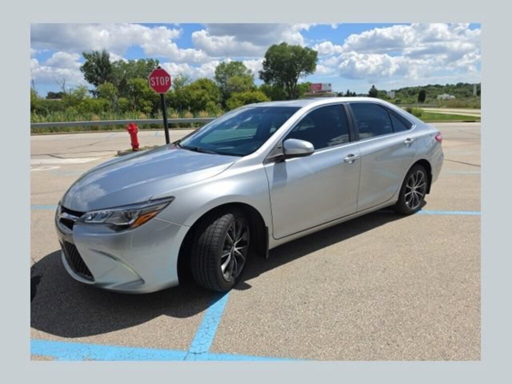 Used 2016 Toyota Camry XSE V6 Sedan