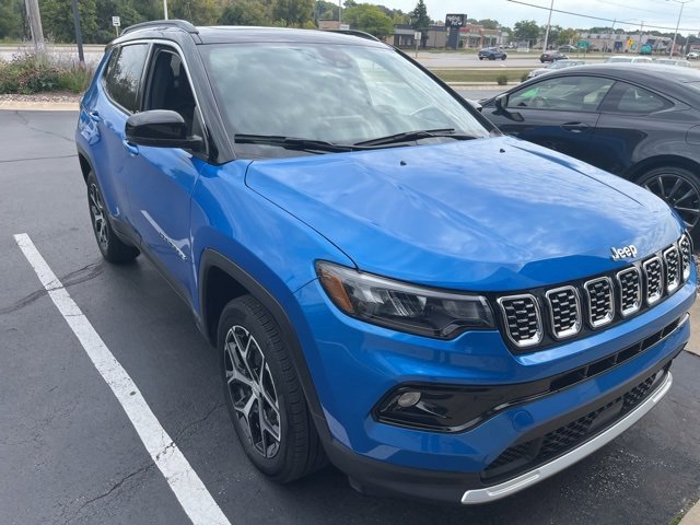 2024 Jeep Compass Limited photo 2