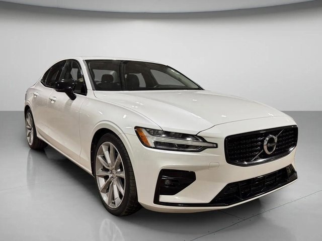 2021 Volvo S60 Momentum