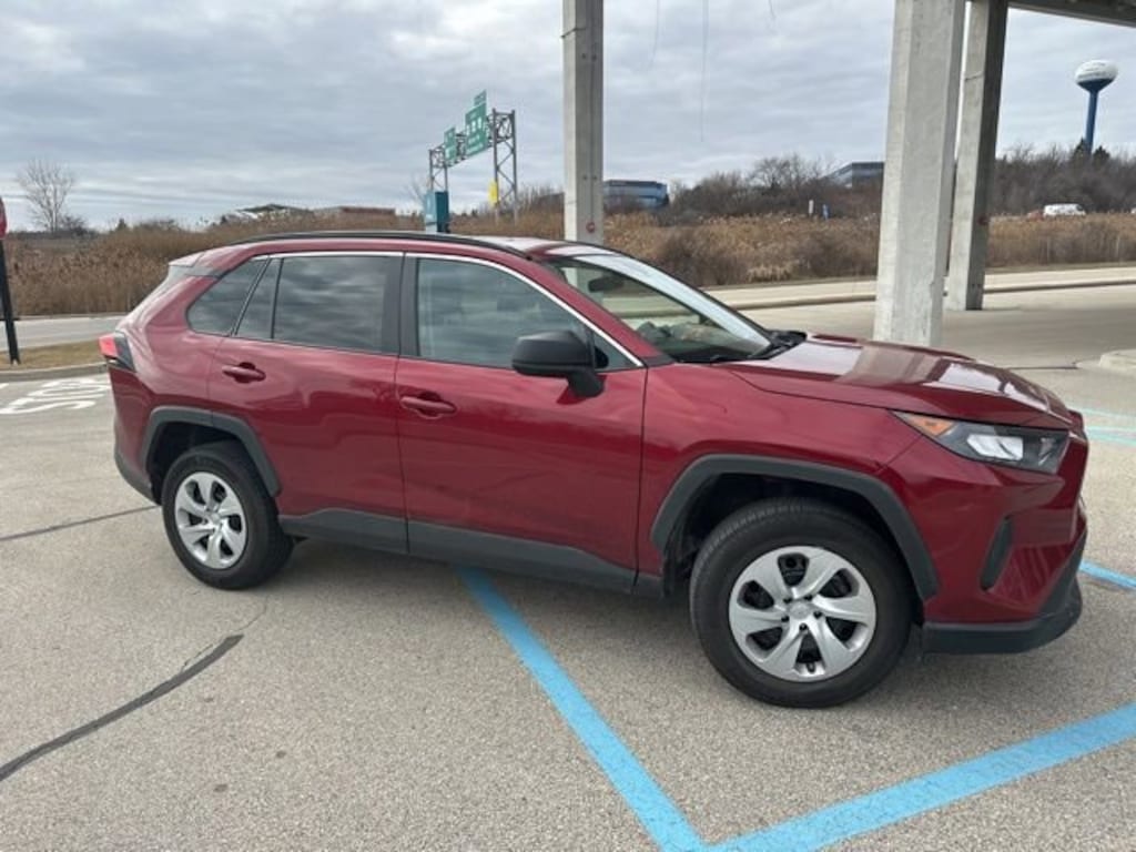 Used 2020 Toyota RAV4 LE SUV