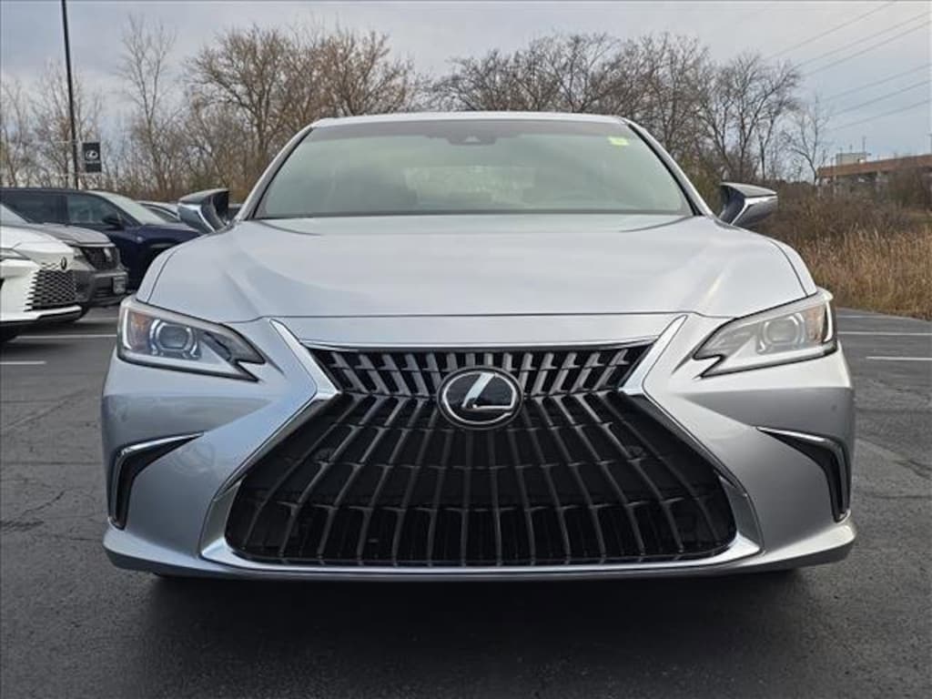 New 2025 Lexus ES 350 SEDAN