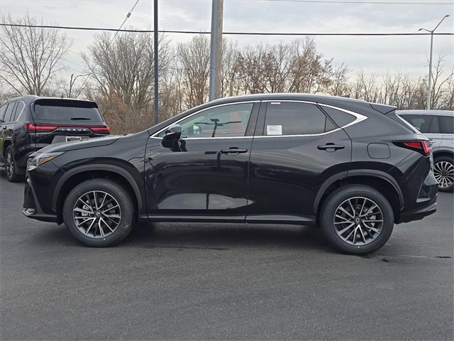 2026 Lexus NX 350 photo 2