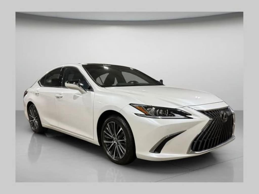 Used 2025 Lexus ES 350 Sedan