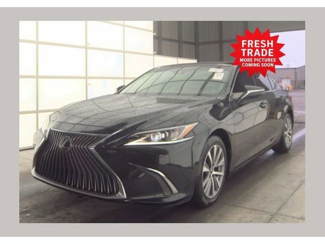 2021 Lexus ES 350 350's photo