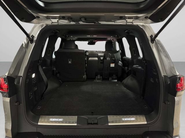 2024 Lexus LX Luxury - Photo 34