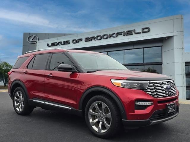 2020 Ford Explorer Platinum's photo