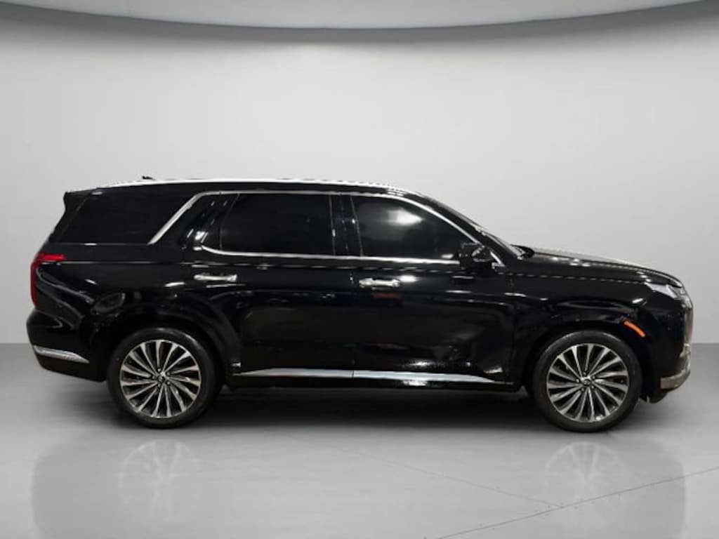 Used 2024 Hyundai Palisade Calligraphy SUV