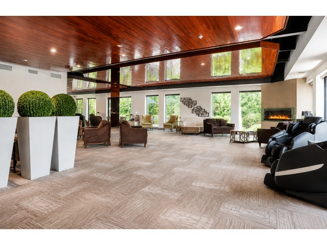 2024 GENESIS GV80 Standard - Photo 39