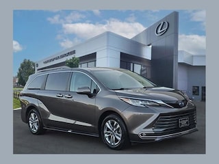 2024 Toyota Sienna Limited 7 Passenger Van Passenger Van
