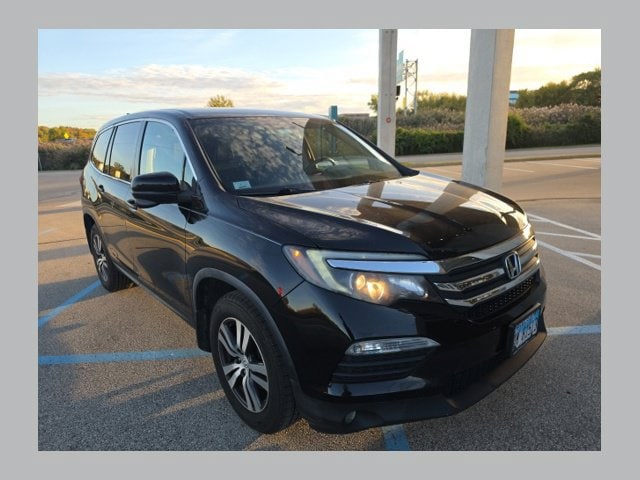 Used 2017 Honda Pilot EX-L with VIN 5FNYF6H57HB032963 for sale in Brookfield, WI