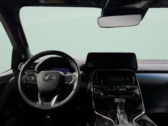 2024 Lexus LX Luxury - Photo 13