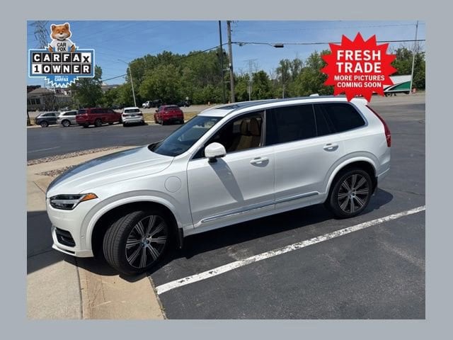 2025 Volvo XC90 T8 Recharge Ultra Bright 4WD's photo