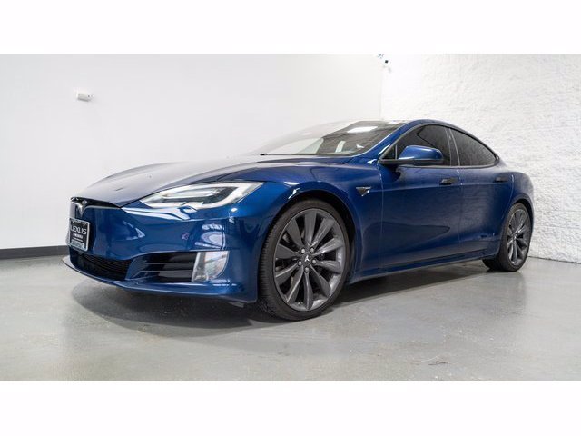 Used 2016 Tesla Model S 90D with VIN 5YJSA1E22GF174833 for sale in Brookfield, WI