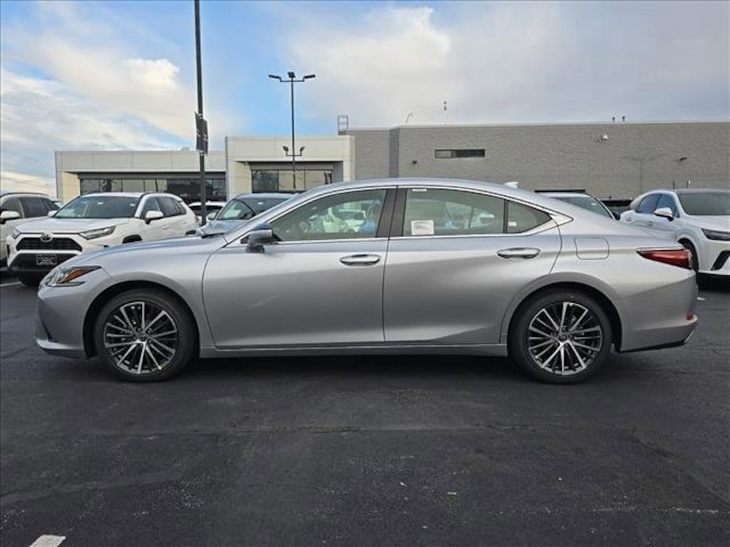 New 2025 Lexus ES 350 SEDAN