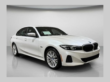 2023 BMW 3 Series 330e xDrive Sedan