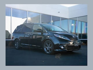 2016 Toyota Sienna SE 7 Passenger Van