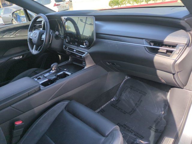 2024 Lexus RX PHEV 450h+ - Photo 31