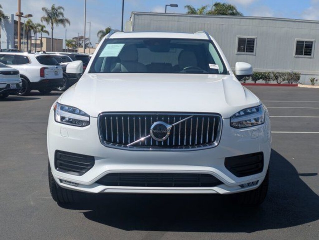 Used 2020 Volvo XC90 T6 Momentum SUV