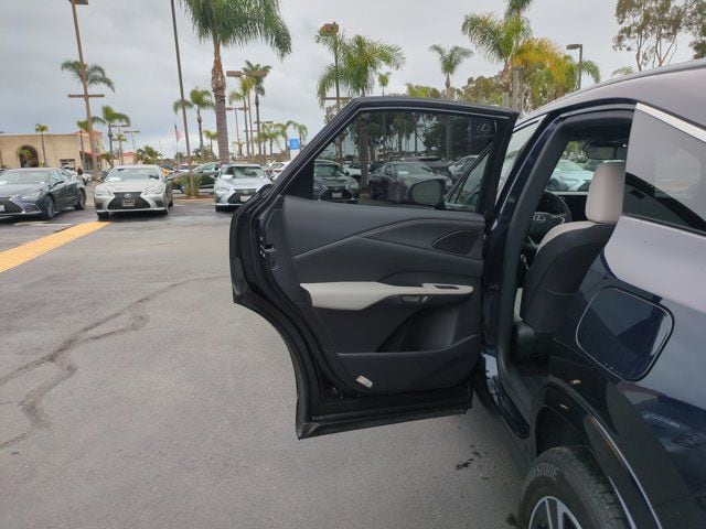 2023 Lexus RX 350 - Photo 27