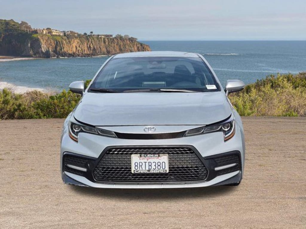 Used 2020 Toyota Corolla SE Sedan