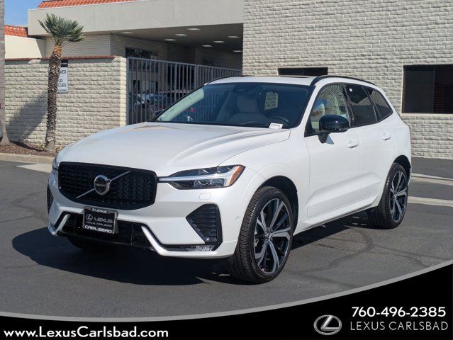 2025 Volvo XC60 B5 Ultra Dark AWD's photo