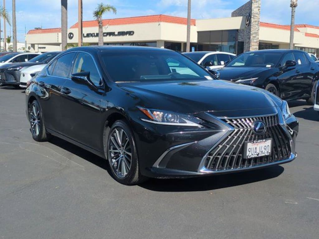 Used 2025 Lexus ES 300h Sedan