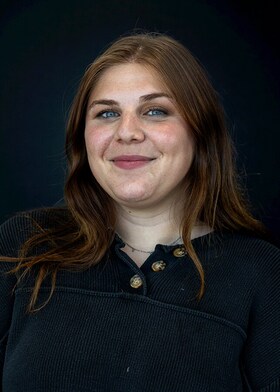 Staff member Sophia Moinzadeh from ID_f3028d1d56f4