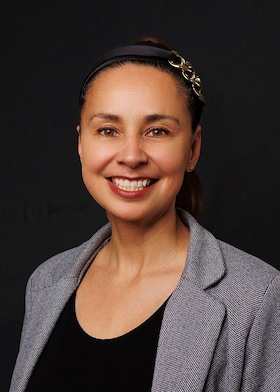 Staff member Aly Santana from ID_6ba79cdd243b