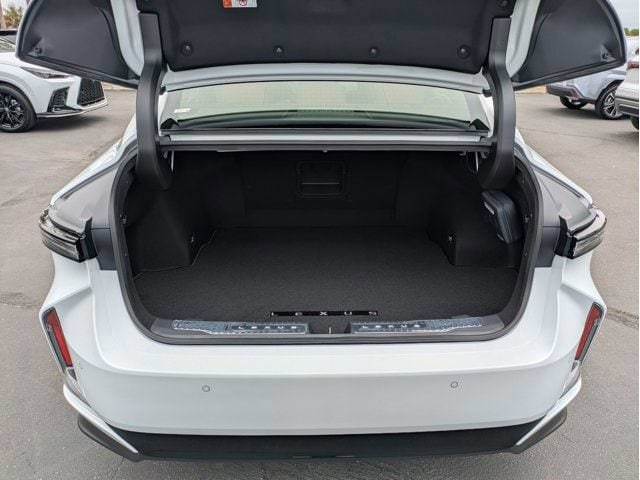 2026 Lexus ES BEV 350e Premium - Photo 21