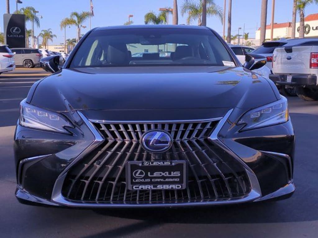 Used 2022 Lexus ES 300h Ultra Luxury Sedan