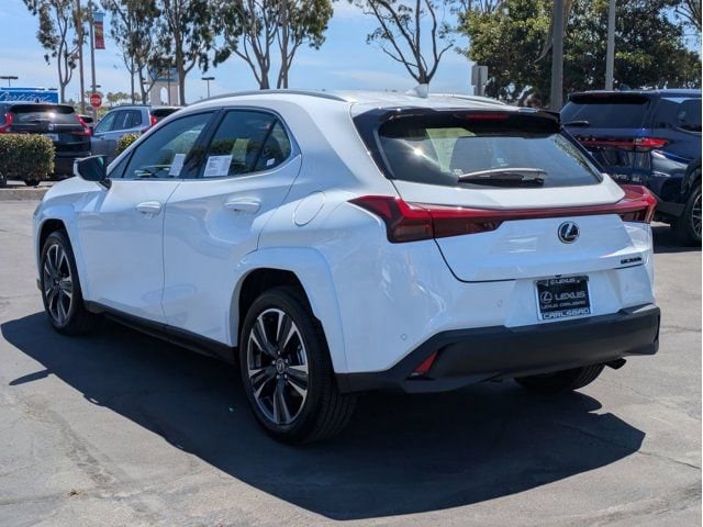 2026 Lexus UX Hybrid 300h Premium - Photo 7