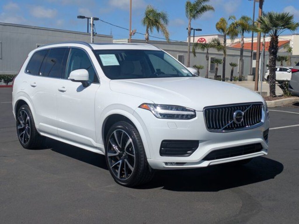 Used 2020 Volvo XC90 T6 Momentum SUV