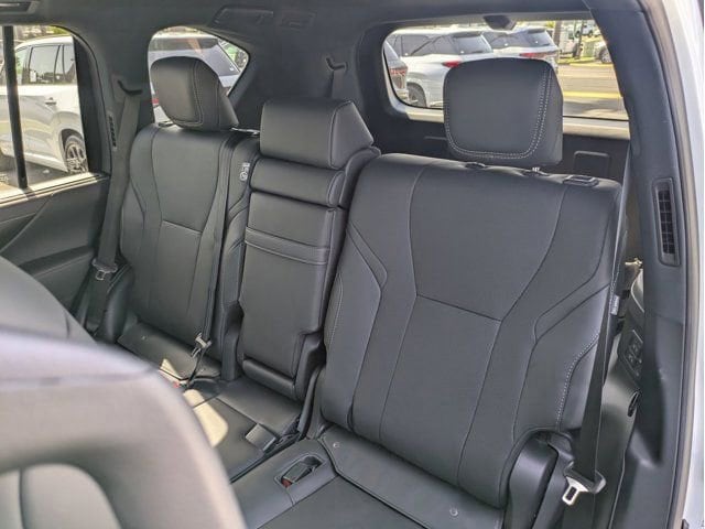 2026 Lexus LX 600 Luxury - Photo 20